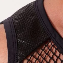 Crop Top DESTRUCTIVE 1DCT01 Noir – Top Sexy en Résille avec Épaules Python -Men Attitude Boutique CropTop destructive 1DCT01 noir 5 1