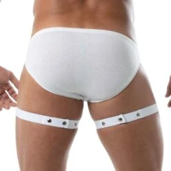 TOF Paris TOF240B Men's Thigh Harness – Black Elastic Garter-Style Leg Strap 4 TOF Paris TOF240B Men's Thigh Harness – Black Elastic Garter-Style Leg Strap -Men Attitude Boutique Harnais tof TOF240B blanc 3