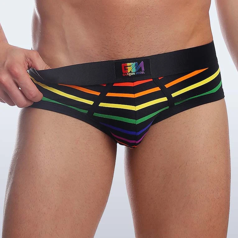 Slip Garçon Hellos Kitchen 1 Slip Garçon Hellos Kitchen