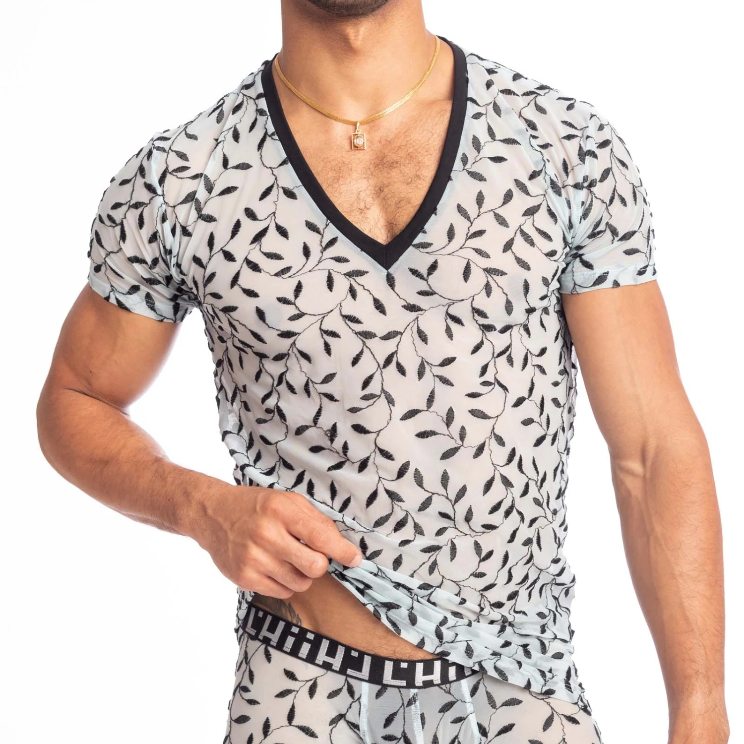 T-Shirt L'Homme Invisible Olivier MY73IVY – Transparent à Motifs Feuilles d'Olivier Col V 1 T-Shirt L'Homme Invisible Olivier MY73IVY – Transparent à Motifs Feuilles d'Olivier Col V